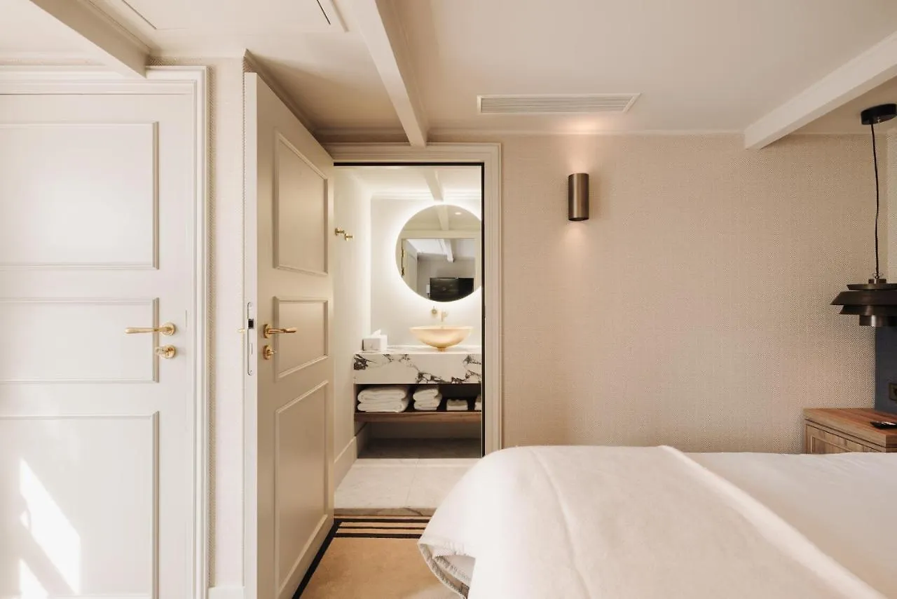 Hotel 717 Amsterdam 5*,  Netherlands