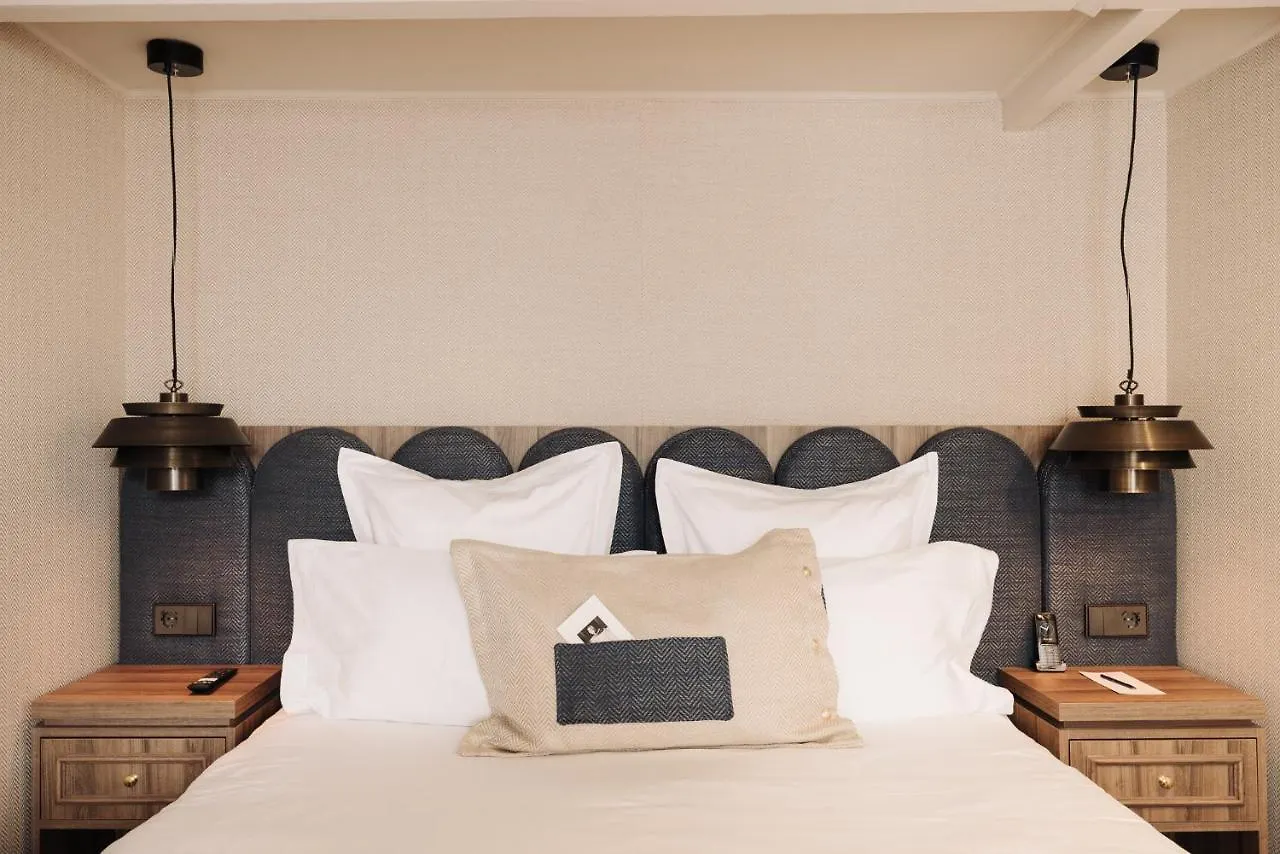Hotel 717 Amsterdam 5*,