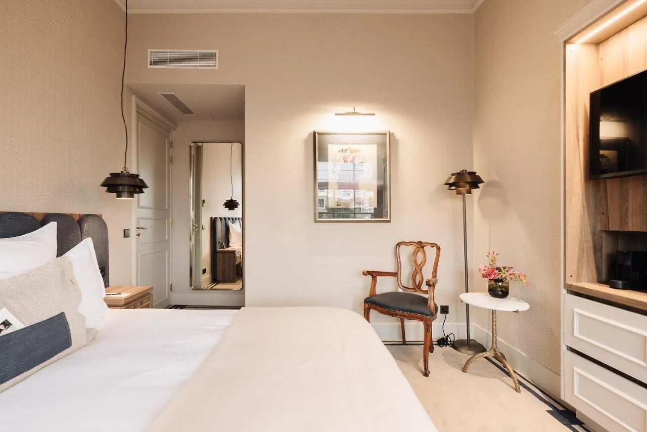 Hotel 717 Amsterdam 5*,