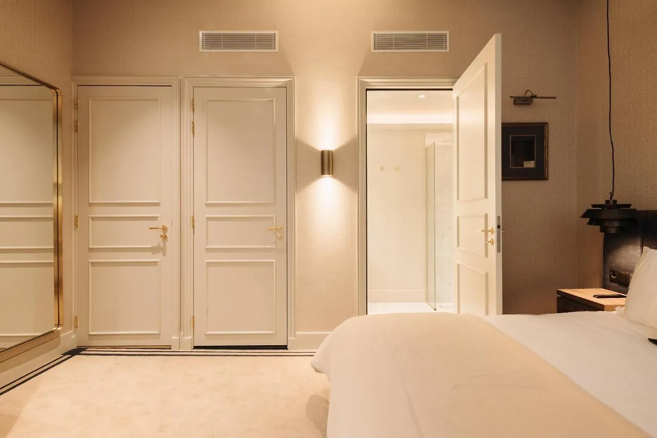 Hotel 717 Amsterdam