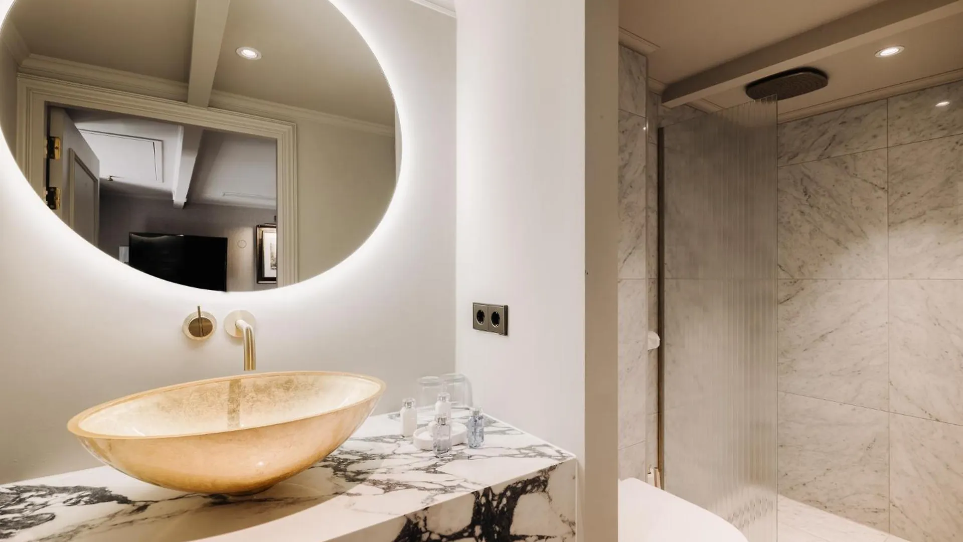 Hotel 717 Amsterdam