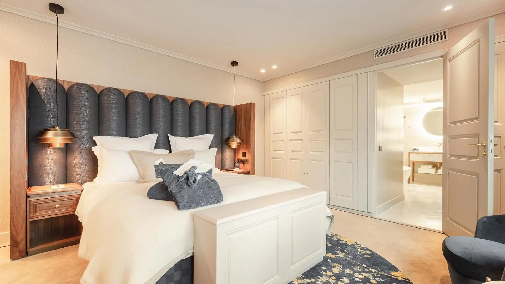 Hotel 717 Amsterdam